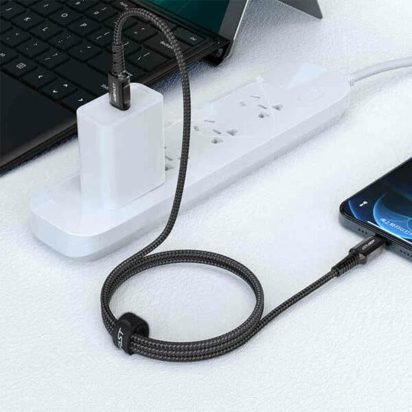 C1-01B USB-C to Lightning aluminum alloy charging data cable
