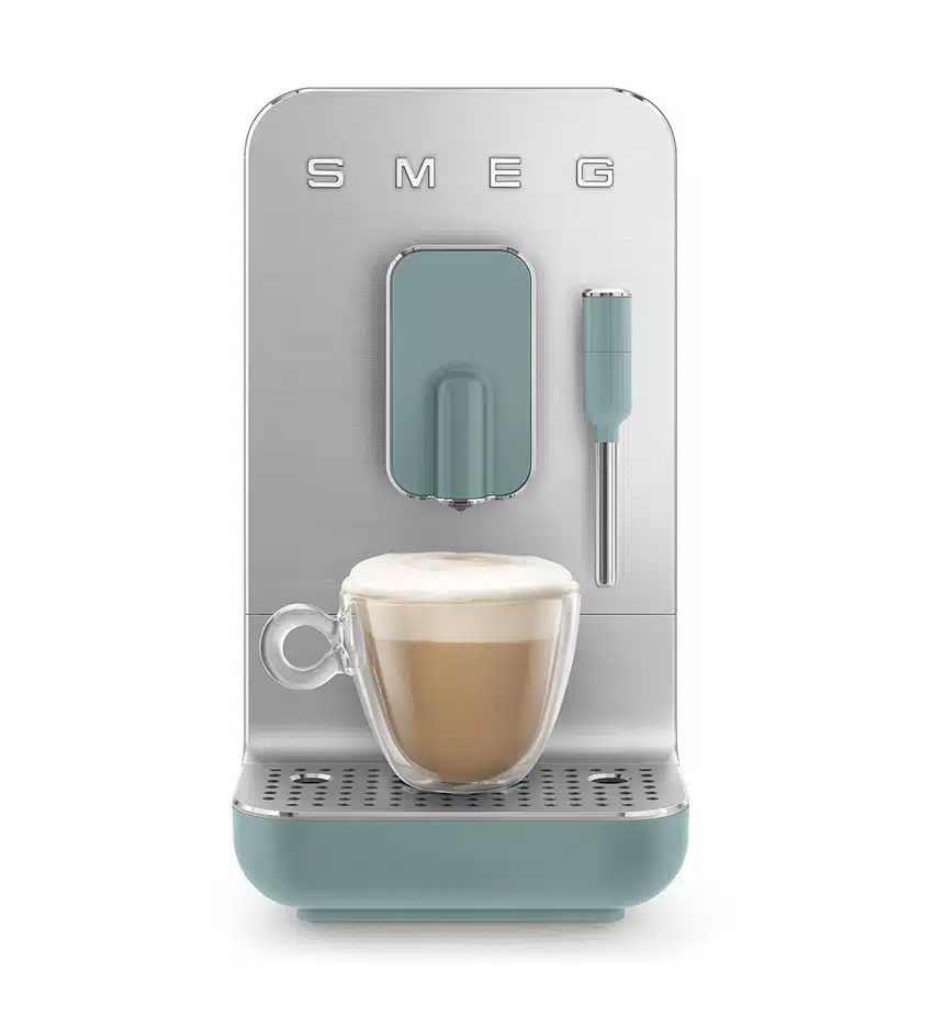 מכונת קפה אוטומטית עם מוט קיטור Coffee machine BCC12 Smeg